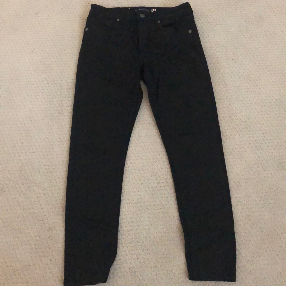 Levi’s black high rise skinny